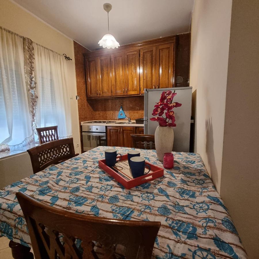 Apartment On The Shore Of The Bay Of Kotor With Free Wi-Fi Kültér fotó