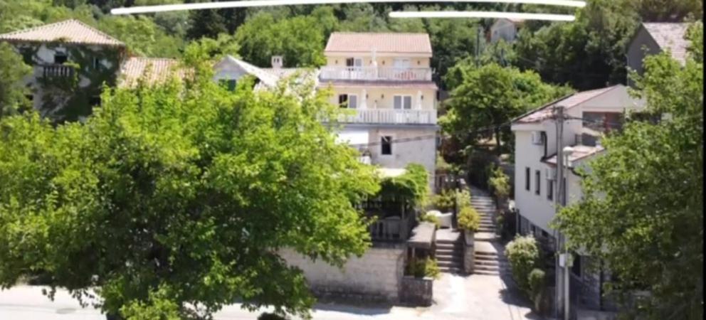 Apartment On The Shore Of The Bay Of Kotor With Free Wi-Fi Kültér fotó